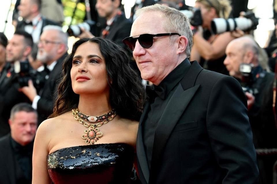 Salma Hayek y François-Henri Pinault acudieron a la proyección de la cinta.