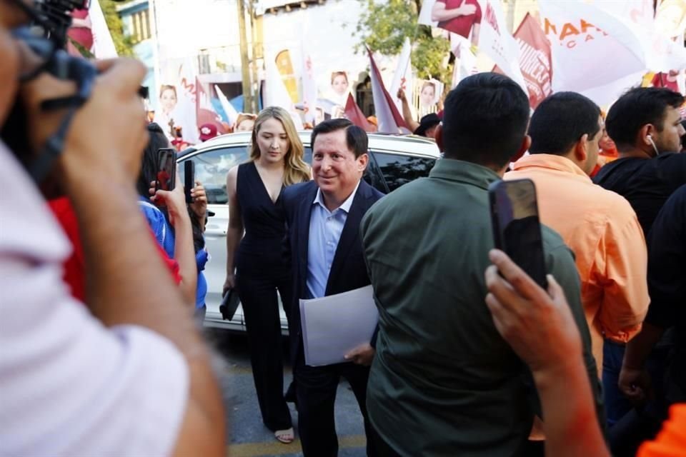 Los candidatos afirmaron que emitirán propuestas que darán seguridad a los ciudadanos.