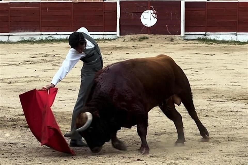 Juan Fernando espera tener una oportunidad de debutar en España.