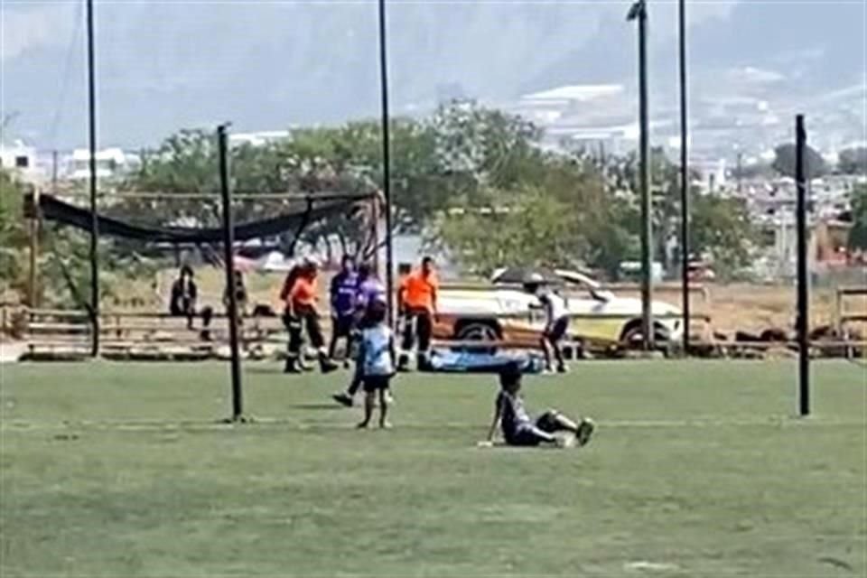 Los hechos fueron reportados a las 10:30 horas en las canchas Xtreme Soccer, ubicadas en la Avenida Manuel Ordoñez, en la Colonia Ixtlera.