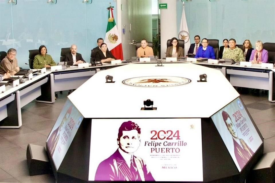 Los consejeros electorales  y los integrantes del gabinete de seguridad se reunieron en las instalaciones de la SSPC, en la CDMX.