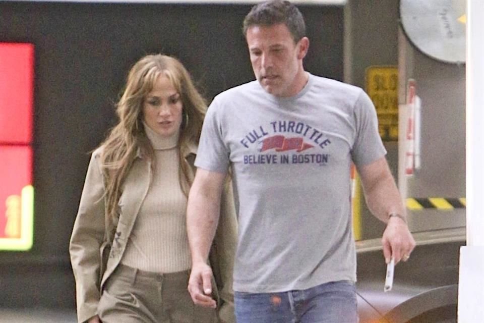 Ben Affleck no ve solución a sus problemas con Jlo.