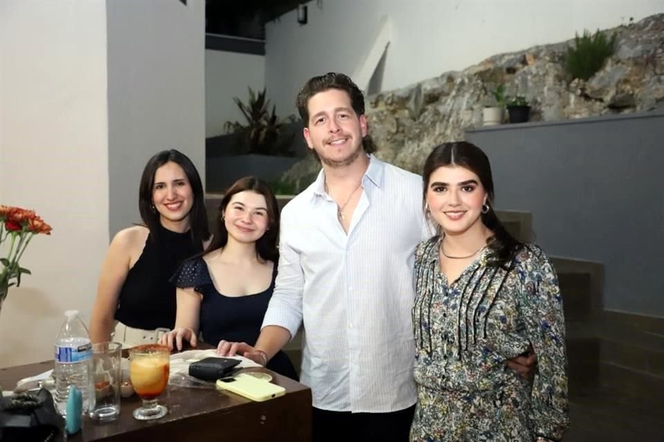 Carolina Hernández, Ana Paula Treviño, José Basave y Susana Castro