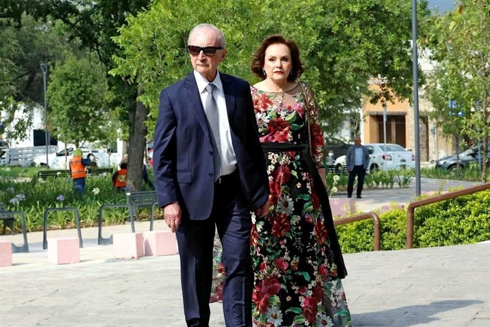 Eduardo Elizondo y Blanca Jiménez de Elizondo