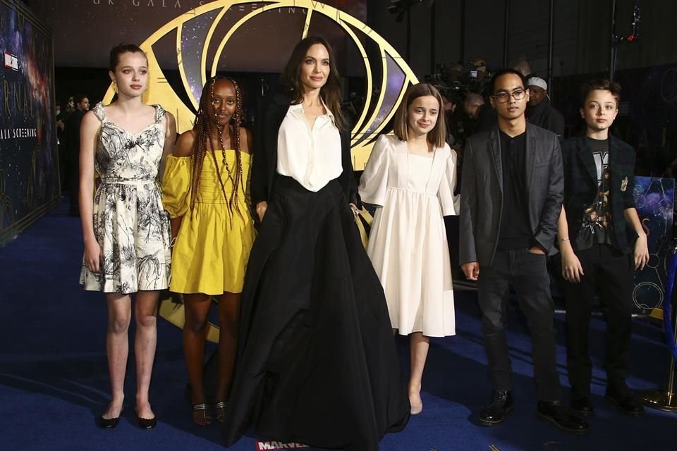 Los últimos años ha trascendido que los hijos de la ex pareja tienen una tensa relación con su padre.