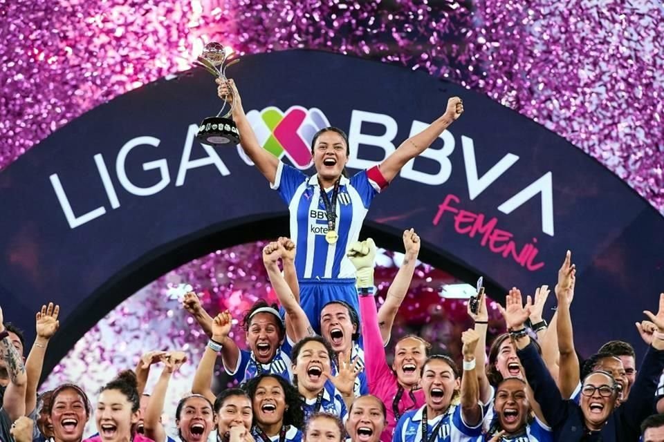 Las Rayadas se coronaron por tercera ocasión en la Liga MX Femenil, ya son el segundo equipo con más campeonatos, después de Tigres.