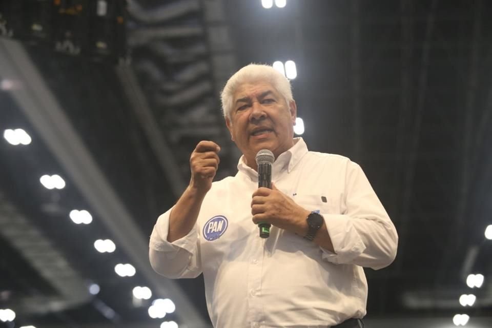 Francisco Ramírez Acuña, senador por Jalisco.