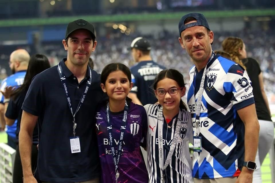 Jaen Rodríguez, Briell Rodríguez, Cata Rodríguez y Adrián del Castillo