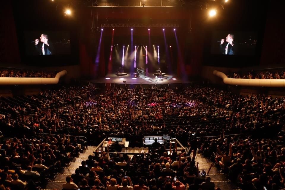 Así se veía el show de Marc Martel en el Auditorio Nacional.