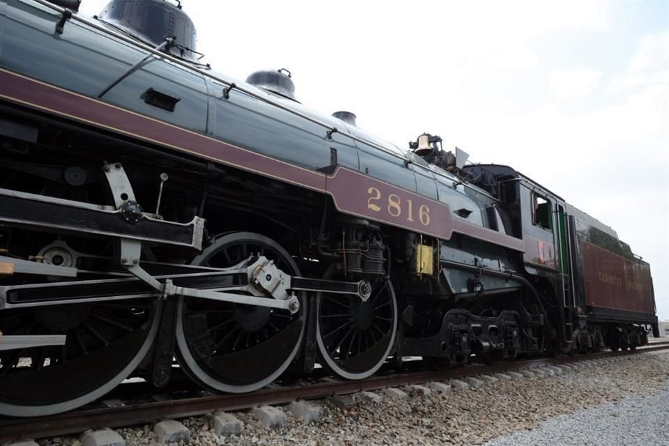 locomotora de vapor 'The Empress'