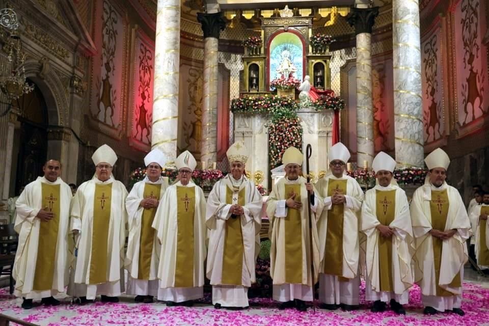 Coronación de la Virgen del Roble