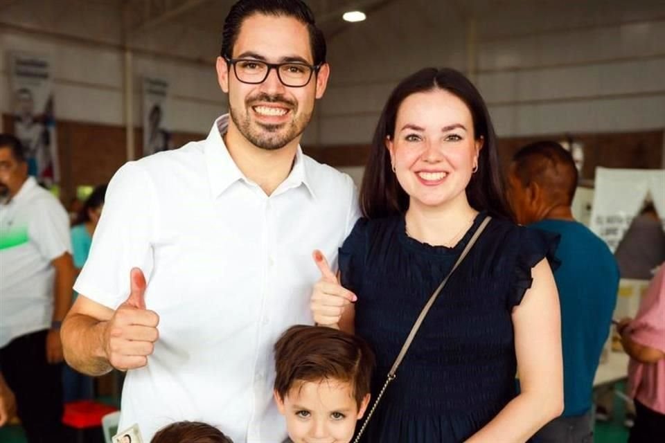 David de la Peña busca la reelección en Santiago.