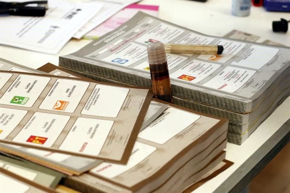   Tienen relevo de partido en 6 de 9 municipios conurbados. 