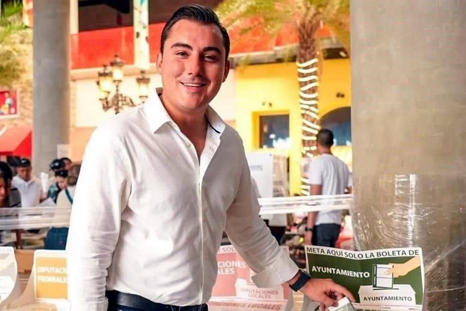 El candidato de Morena a la Alcaldía de García, Manuel Guerra Cavazos.