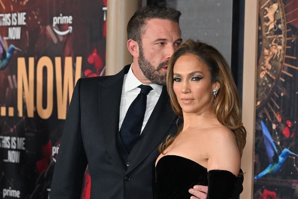 La pareja acudió a un partido de basquetbol de Samuel, hijo de Affleck.