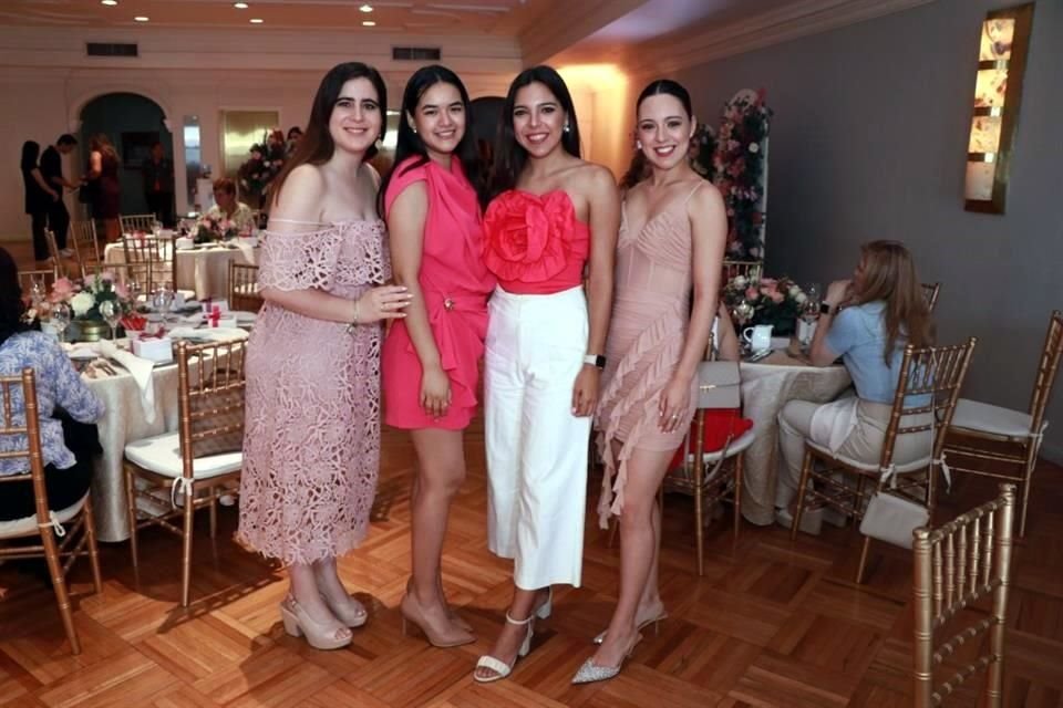 Jessica Hovelman, Liz Manzano, Marcela González y Gabriela González