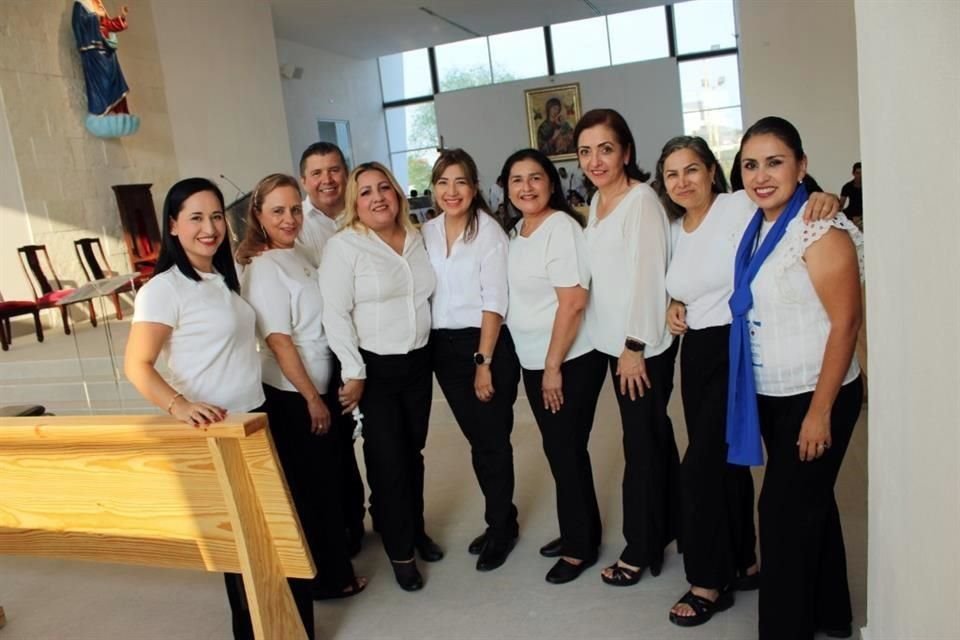 Nancy Torres, Piedad Covián, Javier Castañeda, Claudia Medina, Érika Balandrano, Nelly Olivares, Isela Ramírez, Aracely Iñiguez y Mara Santillán