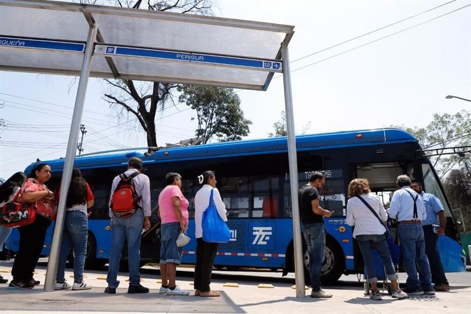 La nueva Línea de Trolebús recorre Avenida Aztecas.