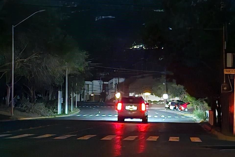 SAN PEDRO.- Hubo varios sectores donde se reportó que quedaron sin electricidad.