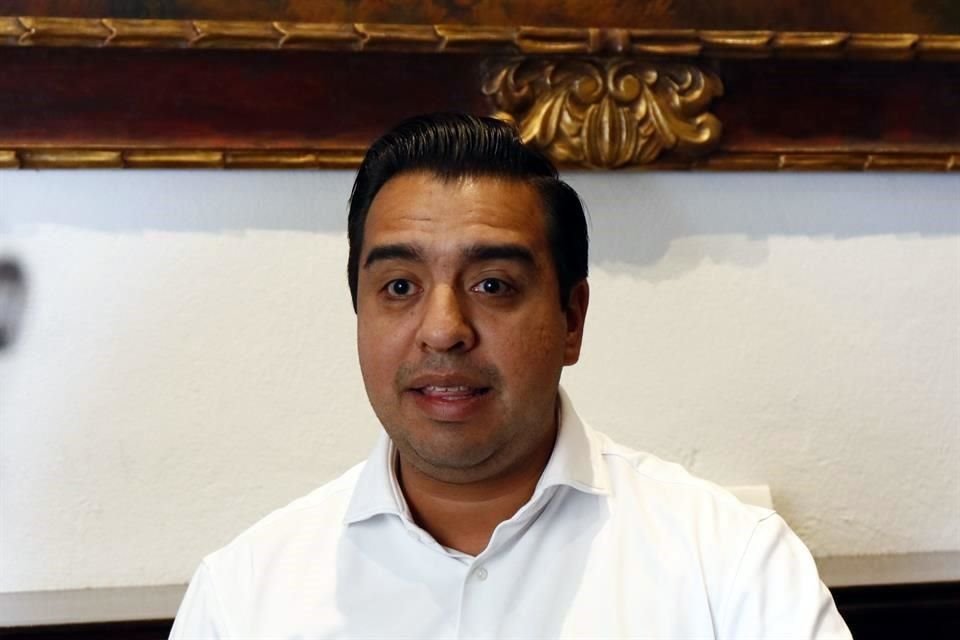 Con la entrega de la constancia de mayoría para su planilla, Nava dijo que su proyecto de gobierno se ratifica.