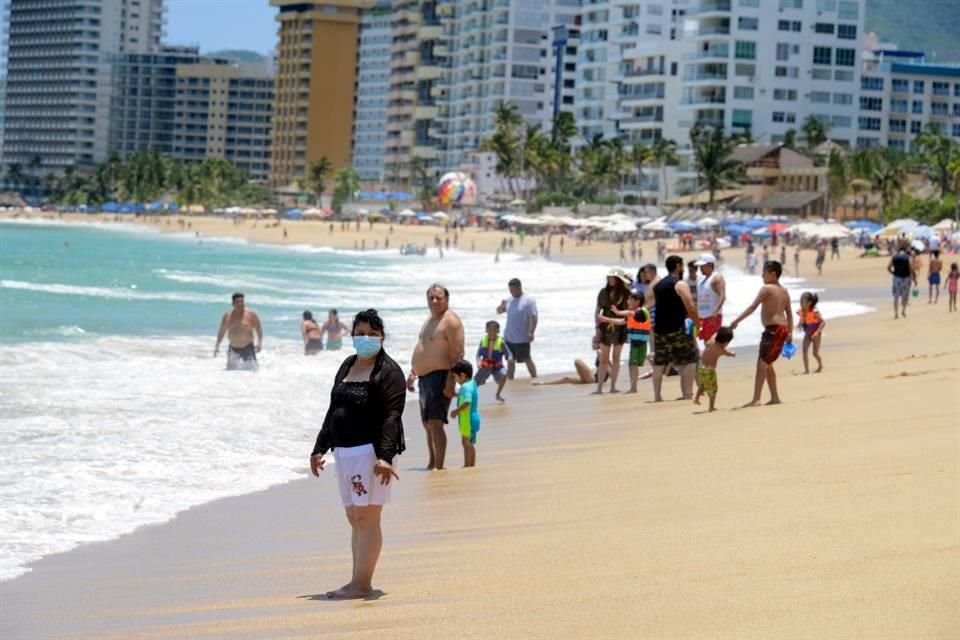 Sectur estima que la llegada de 8 millones 254 mil turistas a cuartos de hotel en este invierno.