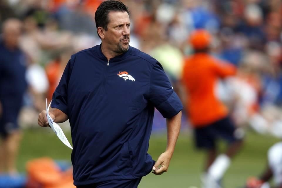 El estado de Greg Knapp se reportó como crítico.
