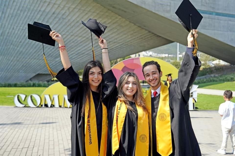 En el Commencement Primavera 2024, 870 estudiantes festejaron la conclusión de sus estudios superiores y el inicio de su vida profesional.