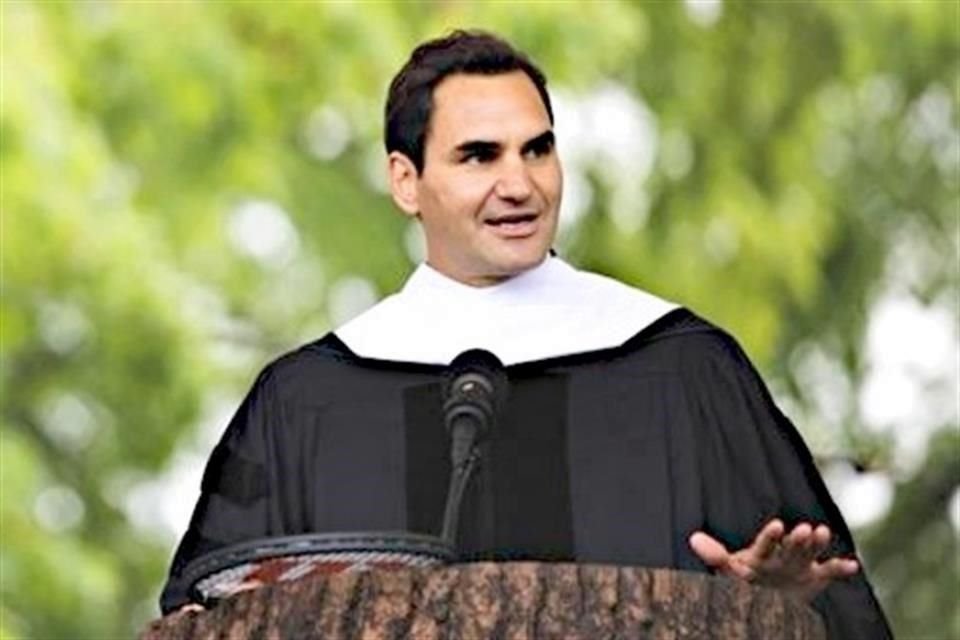 Roger Federer, estrella del tenis mundial, en su discurso.