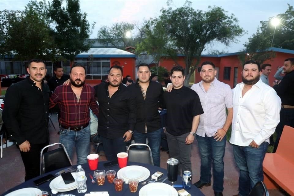Anastacio Rocha, Javier Valdez, Adrián Guajardo, Julio Tamez, Juan Bosques, Daniel Cantú y Luis Roberto Lozano