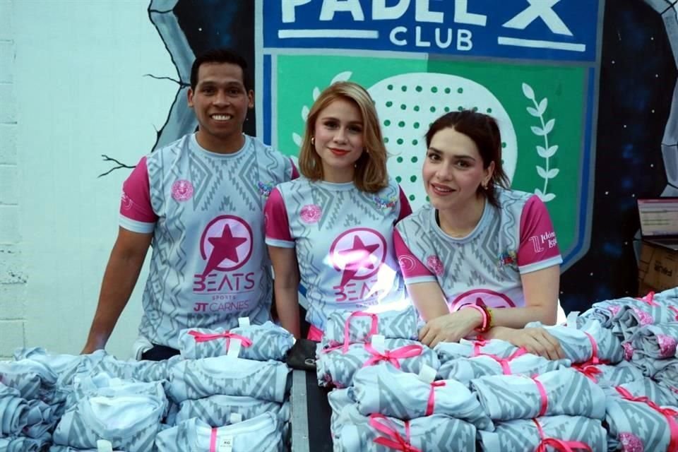 Isaí Orozco, Fey Alvaro e Ilse Froto