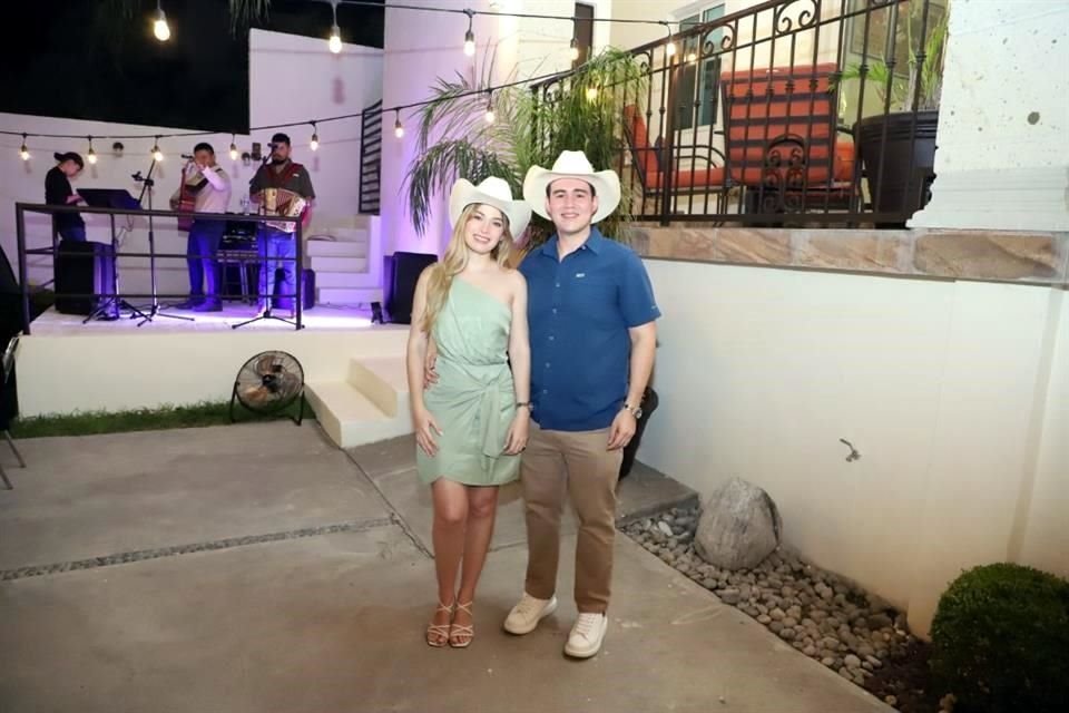 Laura González y Alejandro Cepeda