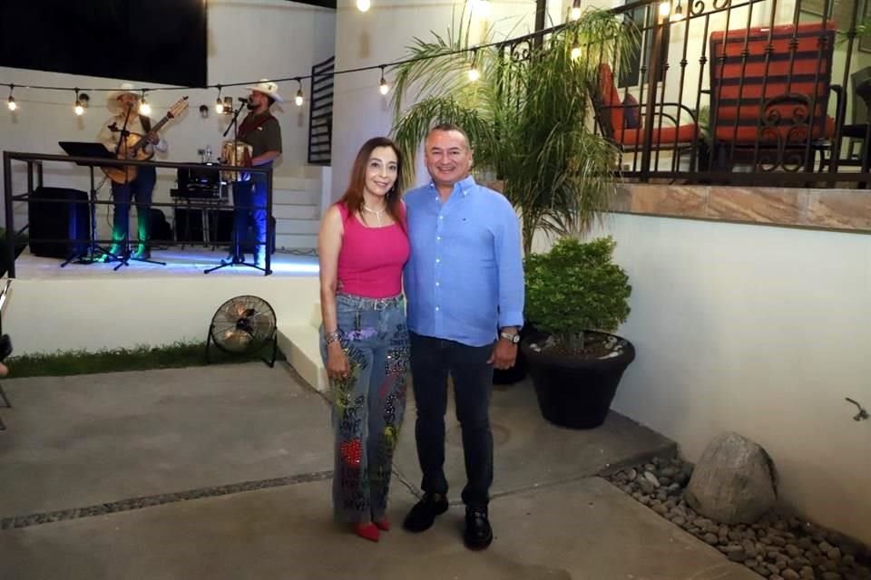 Sarahi Rodríguez y Miguel Tinach