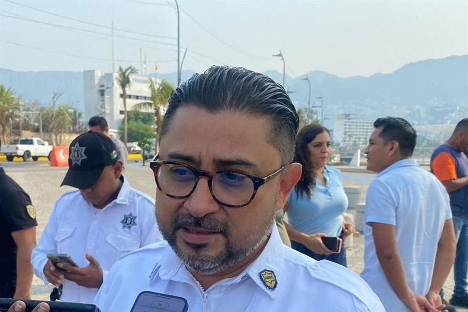 Luis Vázquez renunció como encargado de despacho de la SSP de Acapulco, ante invitación de participar con el próximo gobierno federal.