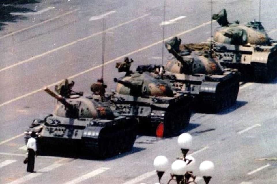 Tiananmen. Stuart Franklin.