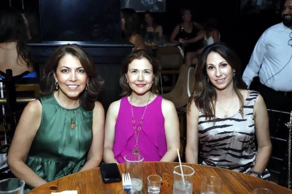 Rebeca Martínez de García, Brenda González de Leal y Maricarmen Elizondo