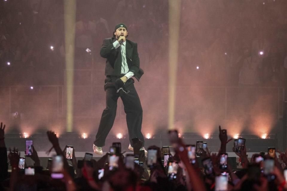 Bad Bunny durante un concierto en Atlanta, el 15 de mayo de 2024.