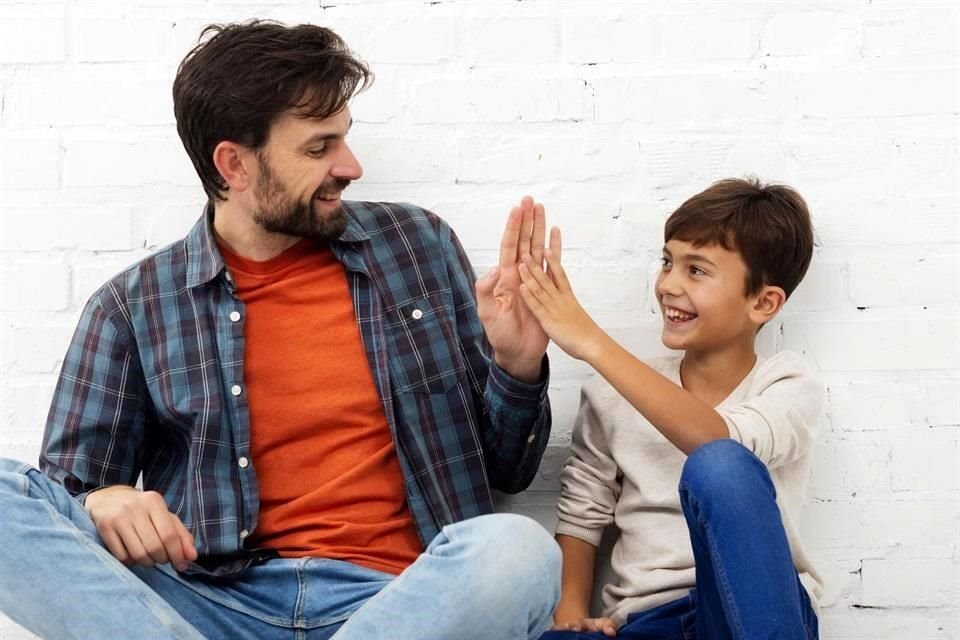 Investigación realizada por la asociación Gendes en cuatro ciudades, incluida Monterrey, brinda un diagnóstico sobre cómo ven los menores a sus progenitores