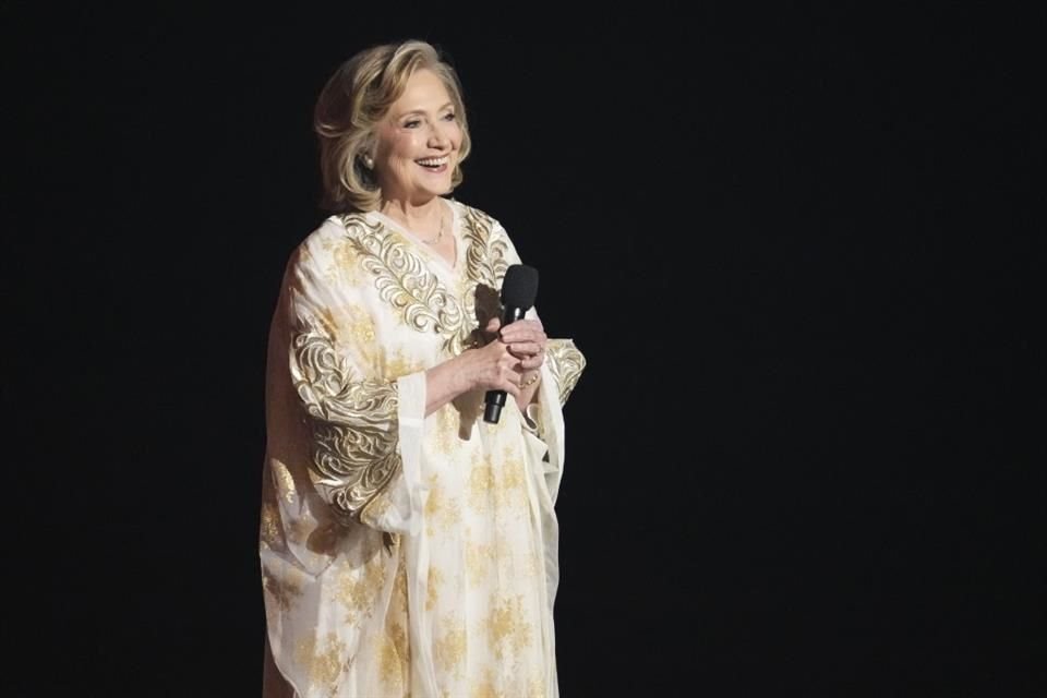 Hilary Clinton apareció en los Tony