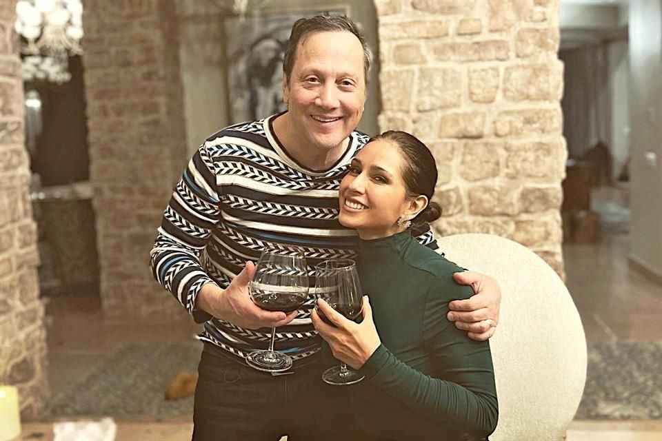 Llevan 13 años de casados.