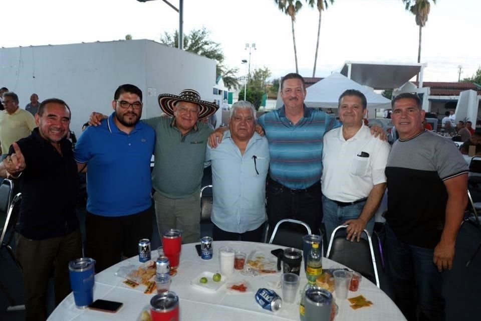 Víctor Lozano, Jorge Rubalcava, José Luis Charles, Fernando Benavides, Omar Cantú y Alejandro Torres