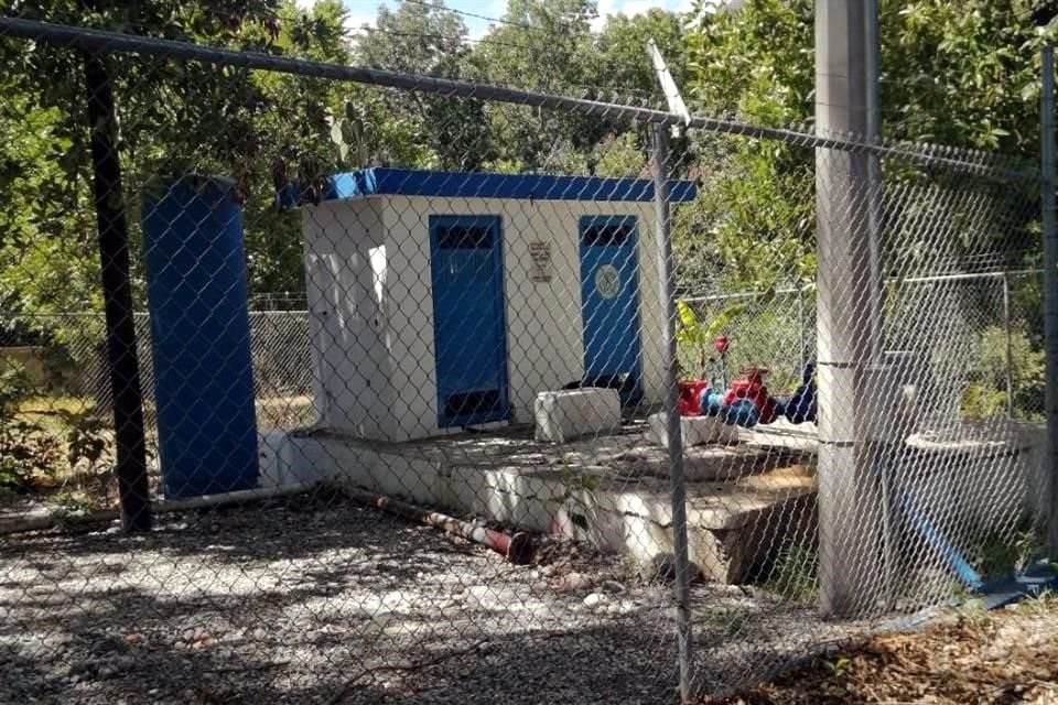 Según habitantes de Aramberri, pozo que surte de agua a la cabecera municipal se secó en días pasados.