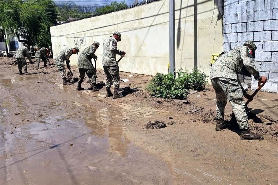 En la Colonia El Escorial, en Santa Catarina, el Ejército arrancó el Plan DNIII.