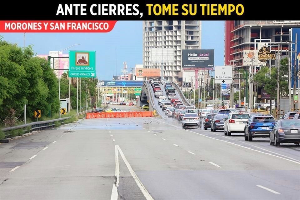 Aunque fue domingo, ayer el cierre de los carriles exprés en Morones Prieto provocó congestionamientos.