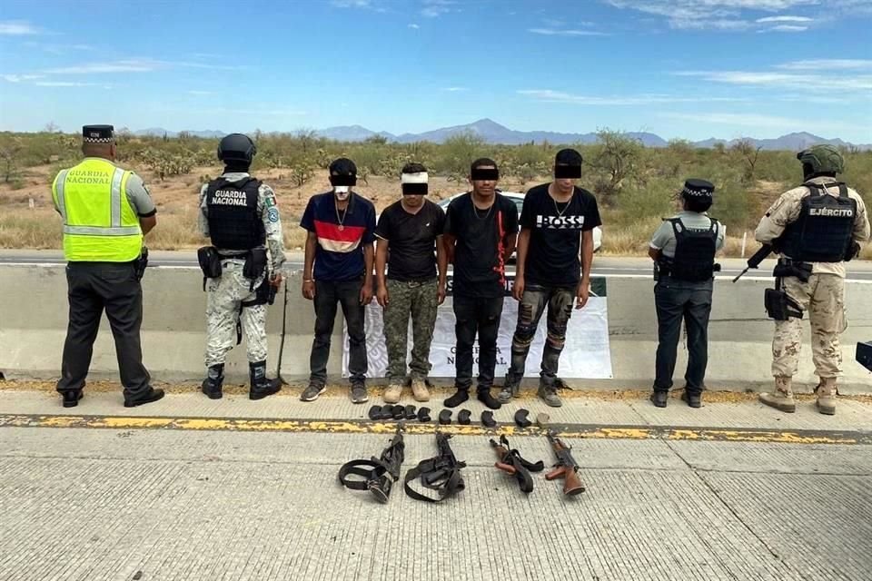 Autoridades informaron este martes sobre la detención de nueve hombres armados en la zona de Caborca, Sonora.