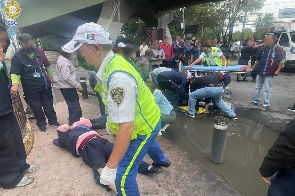 Los lesionados forman parte de una empresa que brinda servicios de limpieza al IPN y participaban en una manifestación para exigir el pago de salarios atrasados.