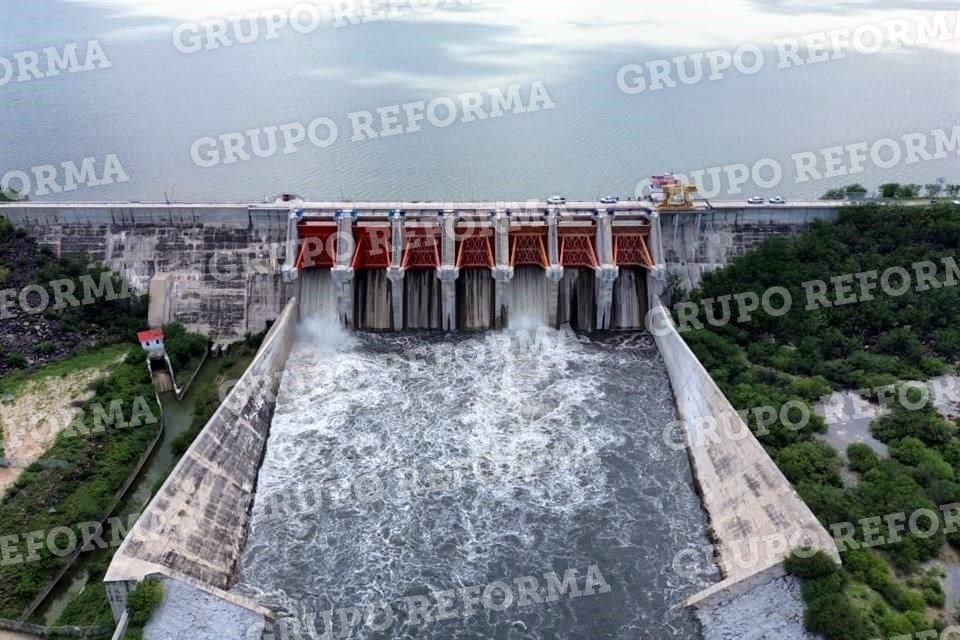 Presa El Cuchillo, en el Municipio de China.