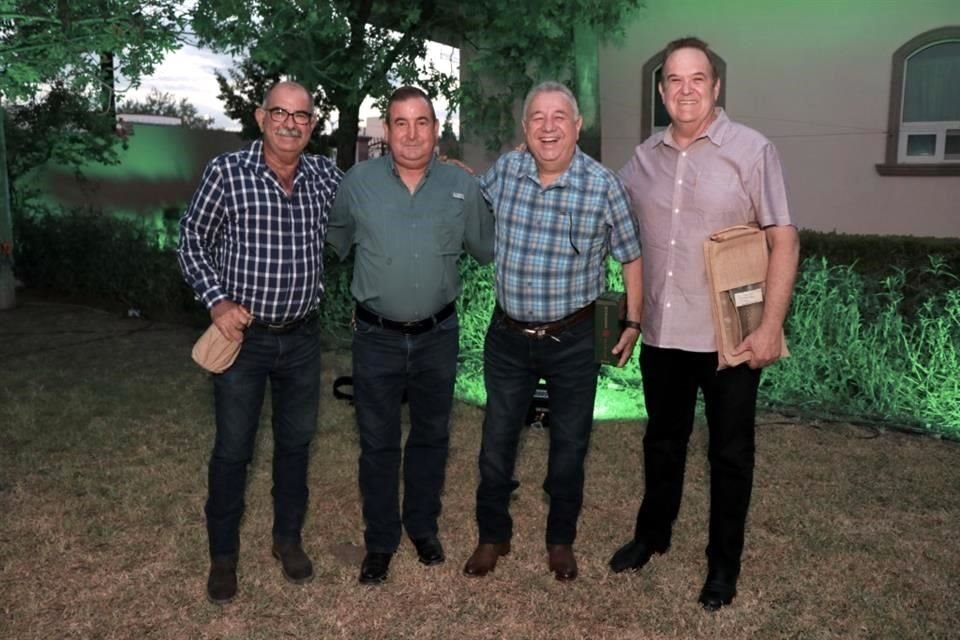 Juan Sepúlveda, Raymundo Flores, Víctor Sepúlveda y Juan José Elizondo