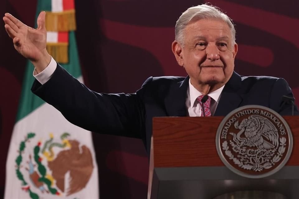 Andrés Manuel López Obrador, Presidente de México.