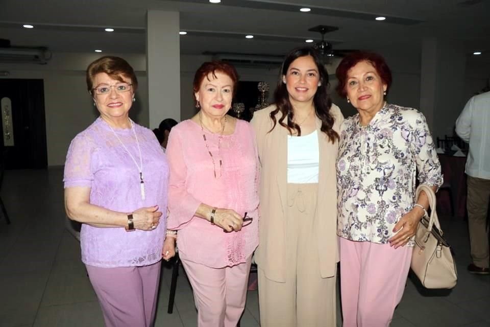 Maricela Morales, Lucy Morales, Ileana Morales y Juanita Morales