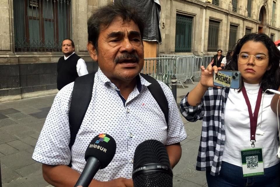 Felipe de la Cruz, padre de uno de los 43 normalistas de Ayotzinapa desaparecidos en 2014.